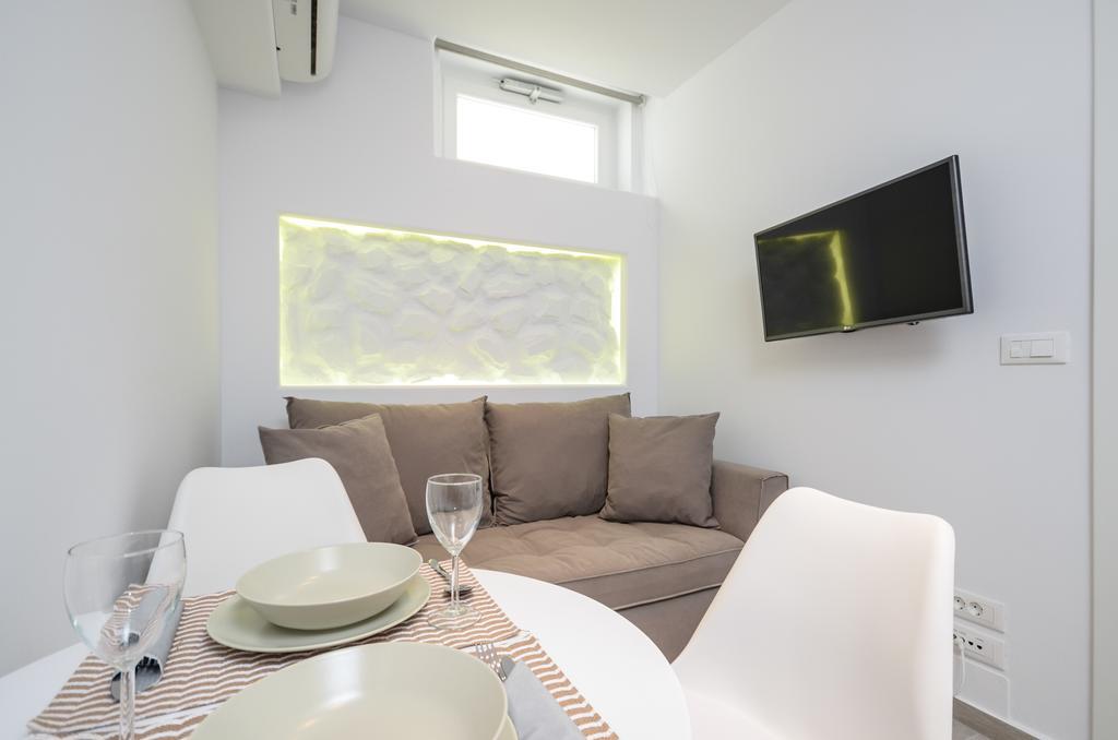Elegant Apartments 阿吉奥斯普罗科皮奥斯 外观 照片