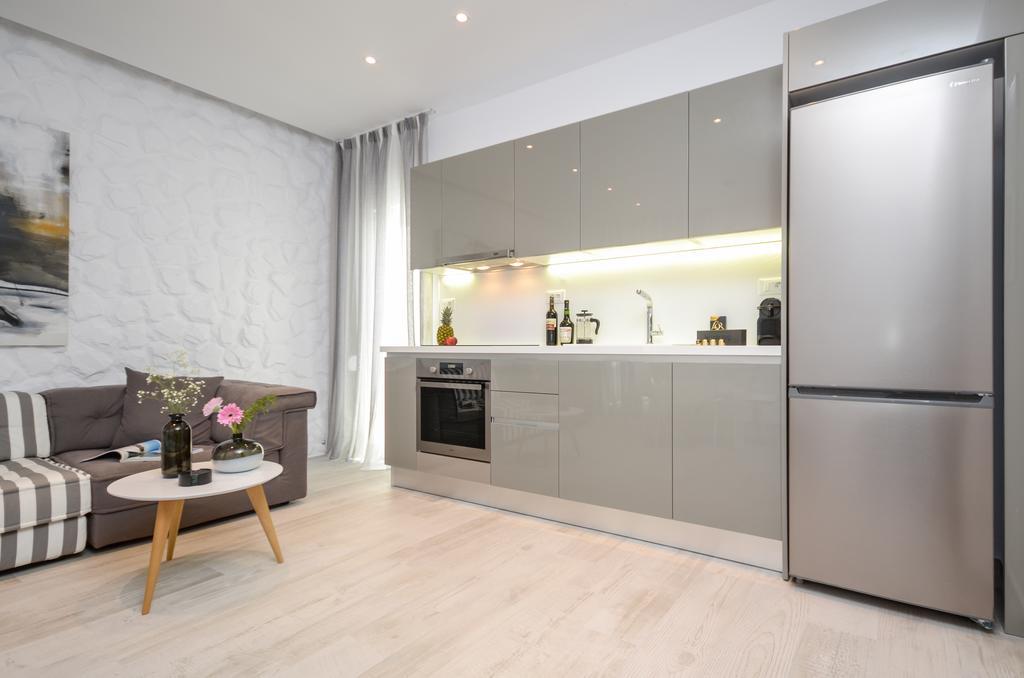 Elegant Apartments 阿吉奥斯普罗科皮奥斯 外观 照片